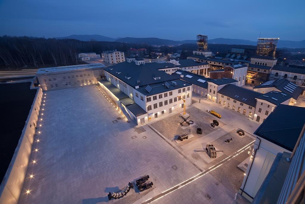 Pokoje Goscinne Stara Kopalnia Wałbrzych Exterior foto